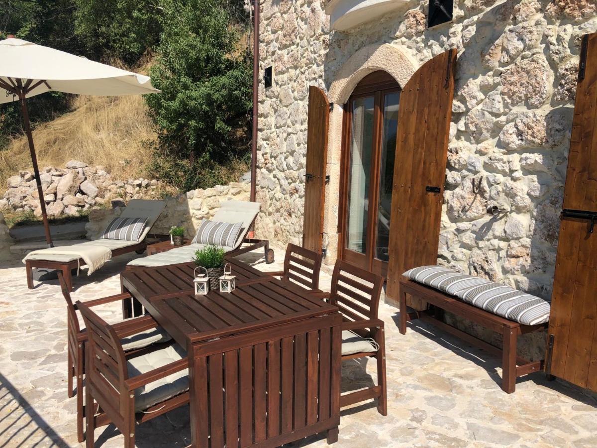 Il Terrazzo Lägenhet Santo Stefano Di Sessanio Exteriör bild